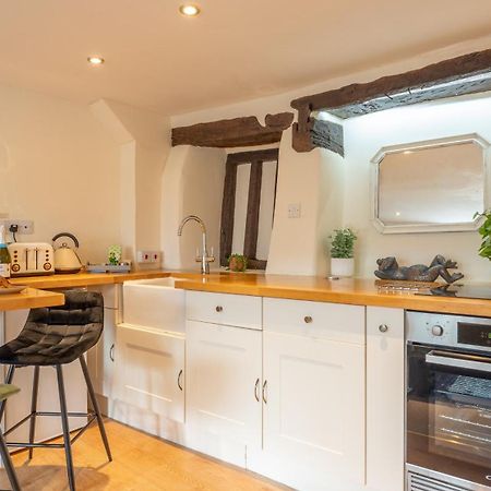 Wee Toad Hole Heart Of Kendal - Cottage Sleeps 4-6 - Dogs Welcome Dış mekan fotoğraf