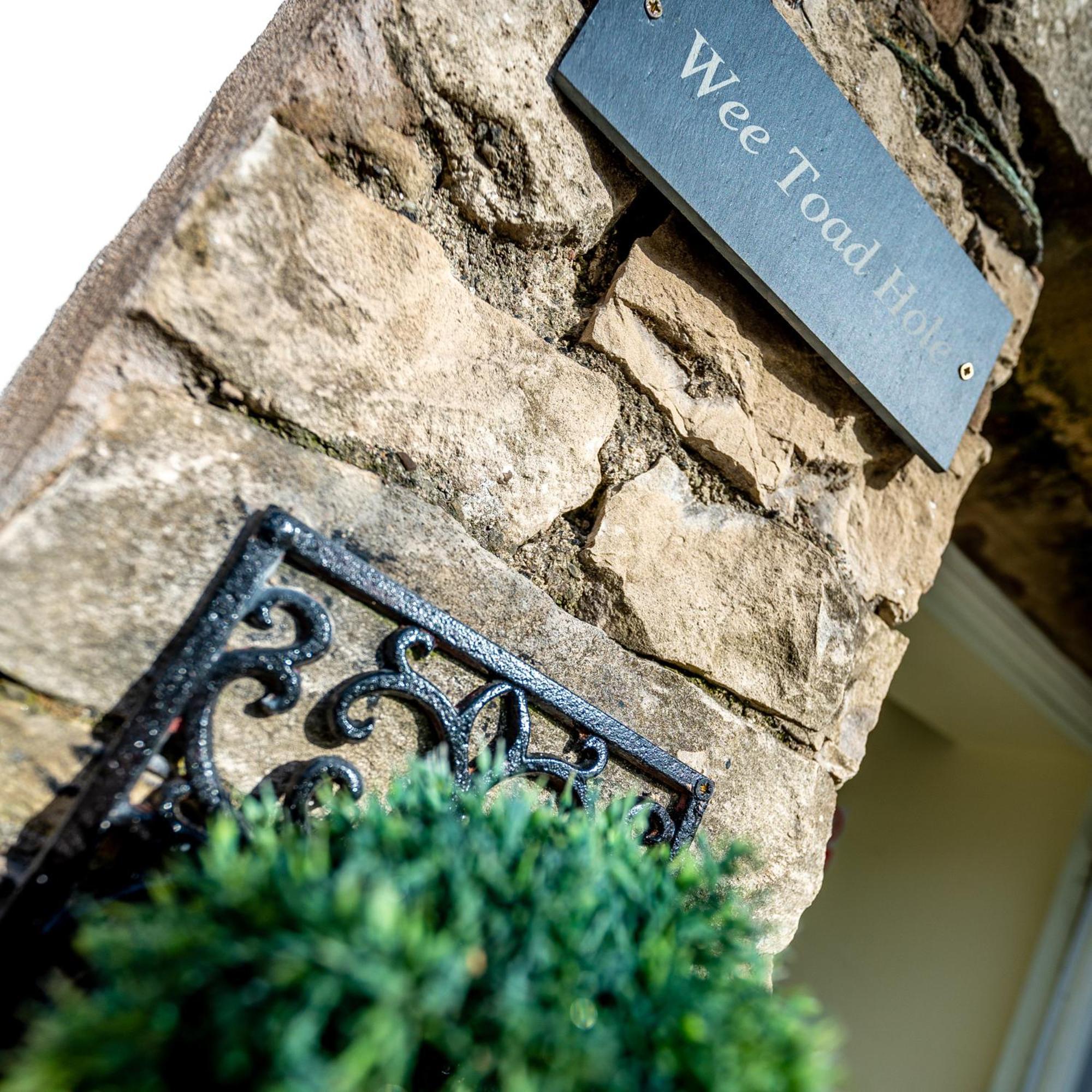 Wee Toad Hole Heart Of Kendal - Cottage Sleeps 4-6 - Dogs Welcome Dış mekan fotoğraf